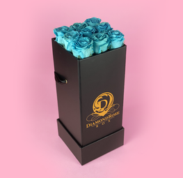 The Nine Carat Roses In a Box