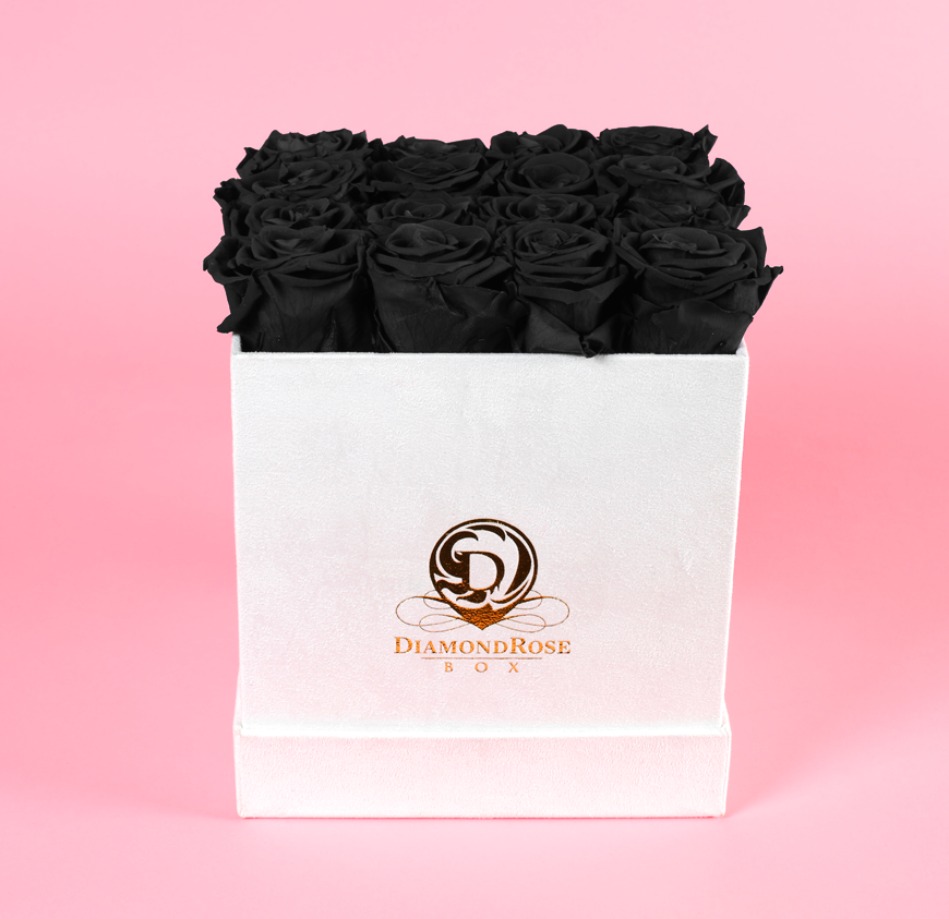 The White Velvet Emerald Rose Box The White Velvet Emerald Rose Box