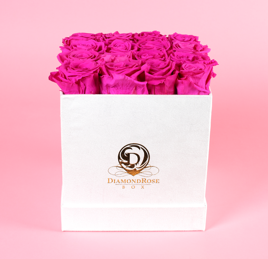 The White Velvet Emerald Rose Box The White Velvet Emerald Rose Box